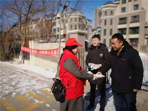 黑龙江：学习雷锋争做新时代雷锋传人