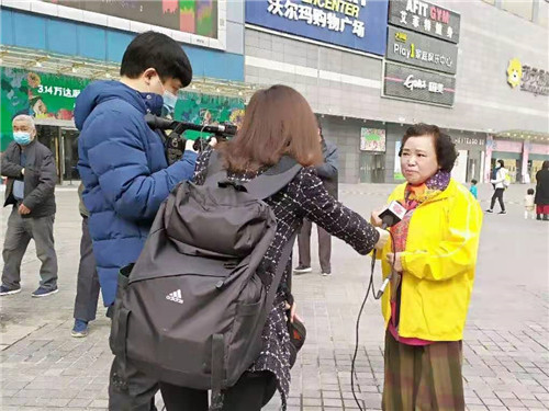 陕西西安：学雷锋迎全运 为文明西安做贡献