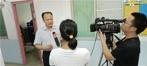 广东潮汕书画家林灵志先生发挥余热助公益