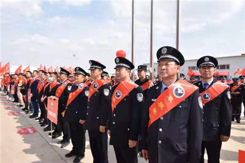 万名快递员举旗禁毒誓师大会在内蒙古举行