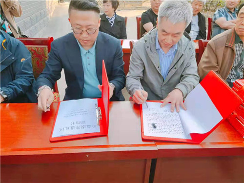 “书香社会”阅读活动及爱心水站捐赠仪式在张家口举行