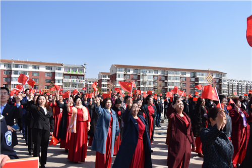 乌兰察布市察哈尔右翼中旗举行唱支山歌给党听