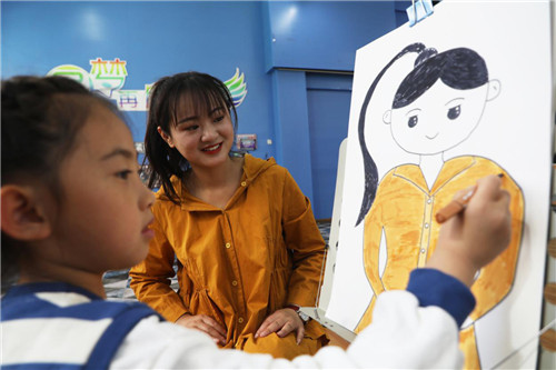 河北唐山丰润区第二幼儿园开展“感恩母亲”主题活动