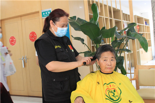 广东惠州:感恩“母亲节" 祝所有母亲节日快乐 幸福安康