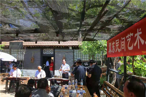 唐山丰润石各庄镇四户村冀东民俗院举办“冀东民间艺术展演”活动