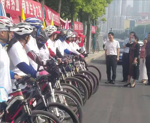 河南省驻马店市全面开展世界第十八个献血者日主题宣传活动
