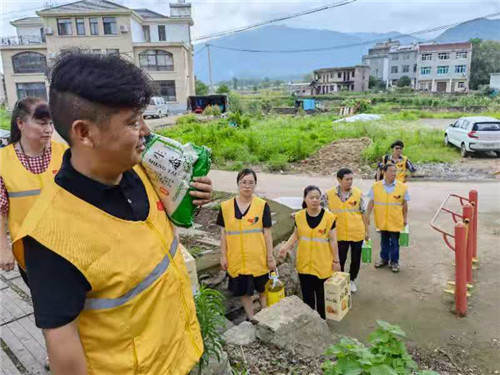 浙江天台：粽飘香情满山村 传承中华孝德文化