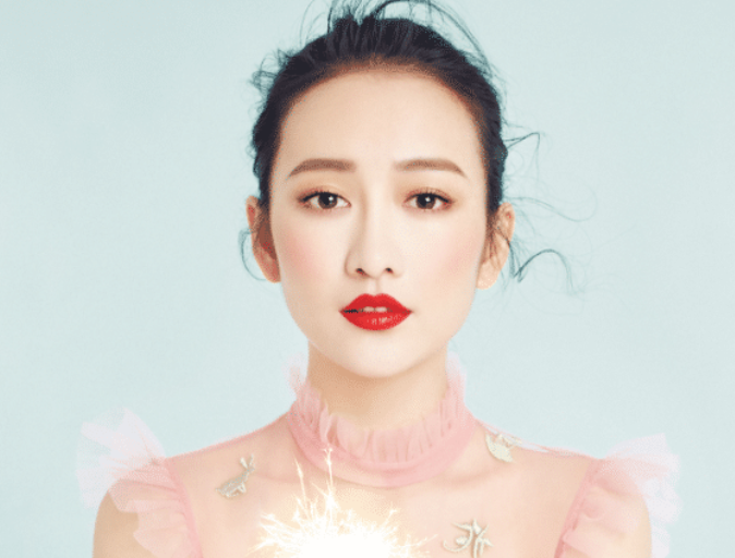 广西也出美女每一个都楚楚动人，你喜欢哪一个呢？