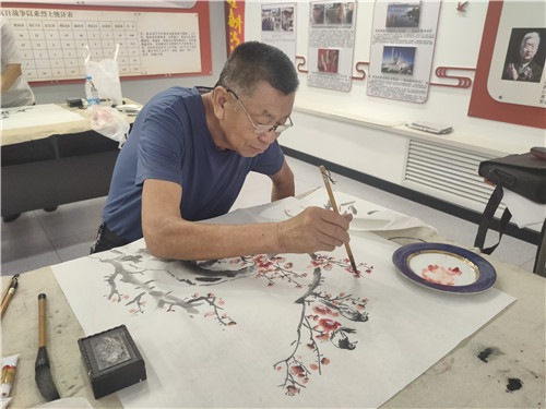 迎“八一"铸军魂书画笔会感恩慰问活动在唐山市开平区举行